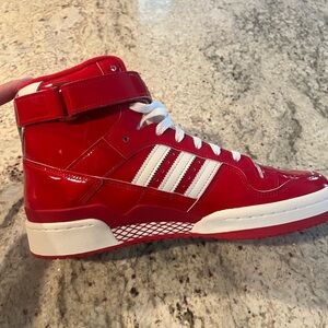 Adidas Forum 84 HI Red men’s 10 1/2 hi top sneakers